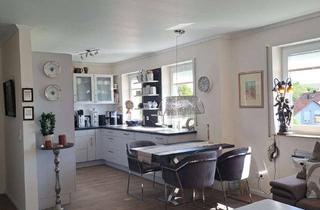 Wohnung kaufen in Michl-Emmerling-Straße 1f, 91541 Rothenburg, Traumhafte 3-Zimmer-Wohnung in Rotenburg -frisch renoviert - mit Balkon und Blick ins Grüne