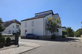Wohnung mieten in Ulmenweg, 09353 Oberlungwitz, Ansprechende und vollst. renovierte 2-Raum-Wohnung mit geh. Innenausstattung mit Balkon
