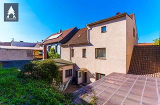 Haus kaufen in An Der Gonna 20, 06526 Sangerhausen, Treppchen ins Glück: Altstadthaus mit verwunschenem Hof