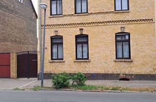Einfamilienhaus kaufen in 06749 Bitterfeld-Wolfen, Einfamilienhaus mit modernisierter Ausstattung in Bitterfeld