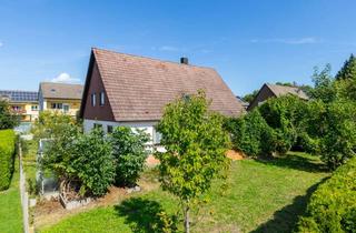 Haus kaufen in 86399 Bobingen, Großzügiges Zweifamilienhaus in Bobingen-Siedlung – Sanierungsobjekt mit großem Potenzial