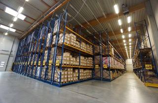 Gewerbeimmobilie mieten in 21244 Buchholz, Modernes Hochregallager mit Verschieberegal und exzellenter Andienung!