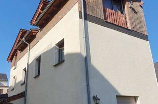 Einfamilienhaus kaufen in Walter-Rathenau-Str., 09376 Oelsnitz, Zwei zum Preis von Einem!