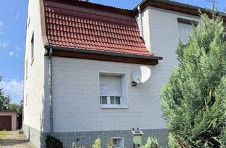 Doppelhaushälfte kaufen in 15517 Fürstenwalde, Fürstenwalde/Spree - Doppelhaushälfte mit möglicher Nutzung als Zweifamilienhaus in ruhiger Lage