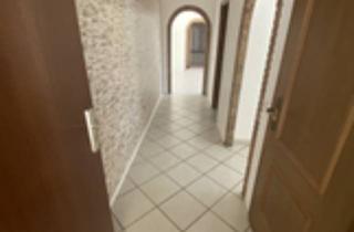 Wohnung kaufen in 44869 Bochum, Bochum - gepflegte Eigentumswohnung im 1. OG mit Balkon (Stufenlos)