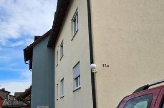 Wohnung kaufen in 93133 Burglengenfeld, Burglengenfeld - Eigentumswohnung 4,5 Zimmer Balkon 91 qm plus 29 qm extra im DG