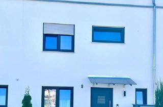 Haus kaufen in 94315 Straubing, Straubing - Reihenmittelhaus mit Garten