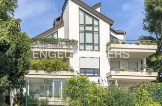 Wohnung kaufen in 61476 Kronberg, Dachgeschoss Maisonettewohnung in begehrter Lage mit Blick ins Kronthal