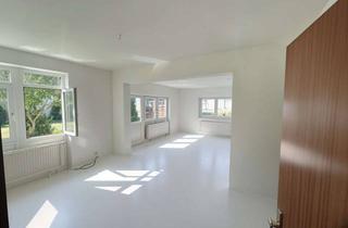 Wohnung kaufen in 78570 Mühlheim, Ebenerdige Wohnung mit Terrasse und Garage in Mühlheim