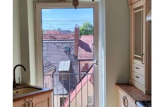 Wohnung mieten in 86152 Innenstadt, Schöne Altbauwohnung 3,5 Zimmer mit Balkon und hochwertiger Einbauküche in Top-Lage
