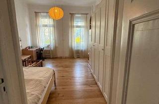 Wohnung mieten in Gneisenaustraße 16, 10961 Kreuzberg, Möbilierte 2-Zimmer Altbauwohnung in Bergmann-Kiez
