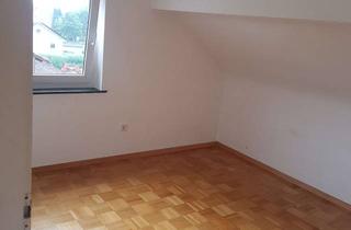 Wohnung mieten in 74252 Massenbachhausen, Modernisierte 2,5-Zimmer-DG-Wohnung mit Klimaanlage und EBk