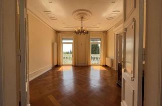 Wohnung mieten in 67433 Haardt, Schöne Altbauwohnung mit Stuck, Parkett & Balkon in bester Lage auf der Haardt