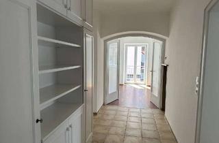 Wohnung mieten in 85276 Pfaffenhofen, Stilvolle Wohnung mit zwei großen Balkonen, Innenstadtlage