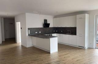 Wohnung mieten in Weiherstraße, 66914 Waldmohr, Geschmackvolle, neuwertige 3-Zimmer-Wohnung mit geh. Innenausstattung mit Balkon und EBK in Waldmohr