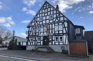 Gewerbeimmobilie mieten in Berghäuser Str. 30, 57319 Bad Berleburg, Gemütliches Lokal mit Außenterrasse u. renovierter Küche Bad Berleburg-Berghausen