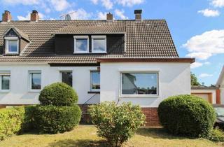 Doppelhaushälfte kaufen in 34253 Lohfelden, Entkernte Doppelhaushälfte mit Garten in sehr begehrter Wohnlage von Lohfelden