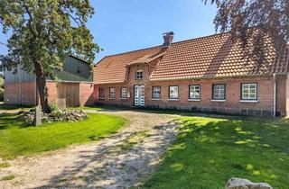 Haus kaufen in 24402 Esgrus, Resthof mit historischem Charme, modernem Komfort und ca. 2,4 ha Land