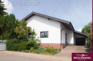 Einfamilienhaus kaufen in Am Bahndamm 2 B, 67269 Grünstadt, Grün & zentral: Freistehendes Einfamilienhaus mit großem Garten und kurzen Fußwegen zum Alltag