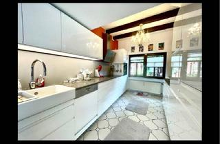 Haus kaufen in 61250 Usingen, Großzügiger Wohntraum in beliebter Lage von Usingen-Eschbach
