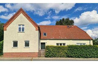 Mehrfamilienhaus kaufen in 17252 Mirow, Mehrfamilienhaus mit weiterem Ausbaupotential in Mirow