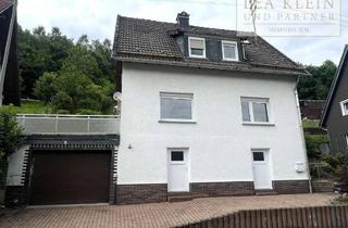 Einfamilienhaus kaufen in 57572 Niederfischbach, Großzügiges Einfamilienhaus mit viel Potential in ruhiger Sackgassenlage von Niederfischbach
