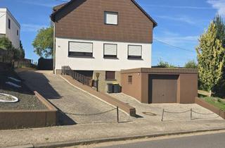 Haus kaufen in 66346 Püttlingen, Freistehendes Ein- bis Zweifamilienhaus in Püttlingen-Köllerbach