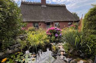 Haus kaufen in 24894 Twedt, Traumhafte Reetkate mit wunderschönem Garten