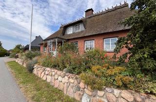 Haus kaufen in 24894 Twedt, Traumhafte Reetkate mit Gartenparadies