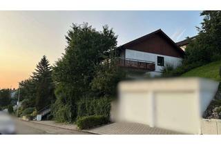 Haus mieten in Heerweg 43, 73252 Lenningen, Modernisiertes Einfamilienhaus mit Südbalkon in sonniger Hanglage – sofort bezugsfertig
