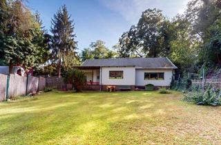 Grundstück zu kaufen in 14662 Friesack, Idyllischer Bungalow am Park: Ruheoase im Grünen