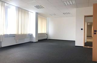 Büro zu mieten in Heinrich-Neeb-Straße 17, 35423 Lich, Büroflächen am Schloßpark
