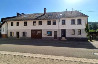Haus kaufen in 66887 Friedelhausen, Friedelhausen - Geräumiges Zweifamilienhaus mit Gewerbe, vielen Stellplätzen und idyllischem Garten in Friedelhausen