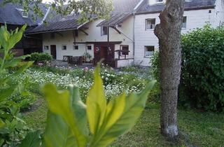 Bauernhaus kaufen in 95183 Feilitzsch, Feilitzsch - Resthof,in Alleinlage mit Stallungen und Grund am Haus