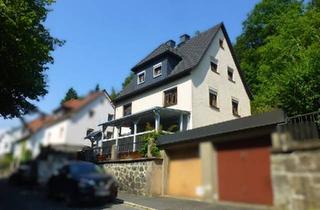 Haus kaufen in 95119 Naila, Naila - Charmantes Wohnhaus mit Einliegerwohnung in Naila - Waldrandlage