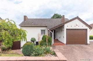 Einfamilienhaus kaufen in 66333 Völklingen, Völklingen - Kreuzberg - Freistehendes Einfamilienhaus in bester Wohnlage der Mittelstadt Völklingen