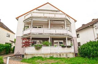 Wohnung kaufen in 63179 Obertshausen, OBERTSHAUSEN+ Moderne 4-Zi-Dachgeschosswohnung (2.OG) in gepflegtem MFH: SW-Balkon, EBK, PKW-Stpl.