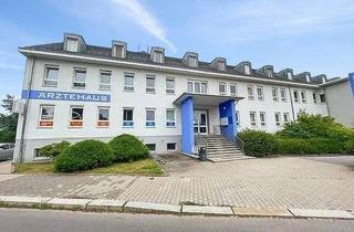 Wohnung kaufen in 09557 Flöha, Flöha - Ehemalige Hautarztpraxis als Kapitalanlage oder zur gewerblichen Eigennutzung