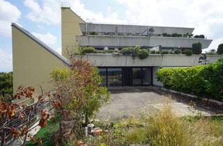 Wohnung kaufen in 70619 Heumaden, Helle 4,5 Dachterrassenwohnung mit toller Aussicht, Balkon, Terrasse, TG- und Pkw-Stellplatz