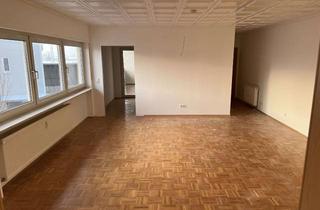 Wohnung mieten in Viehtriftstr 58, 67354 Römerberg, Freundliche 4-Raum-Wohnung mit EBK und Balkon in Römerberg