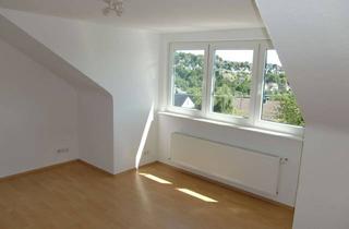 Wohnung mieten in Bickenbachstr., 51643 Gummersbach, Gemütliche 2-Zimmer Wohnung im Dachgeschoss neu zu vermieten!