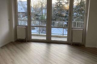 Wohnung mieten in 25421 Pinneberg, Helle 2-Zimmer-Wohnung mit Gäste-WC, Balkon und Blick ins Grüne in Pinneberg Quellental
