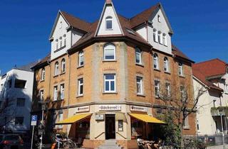 Wohnung mieten in Ulrichstr. 24, 72072 Tübingen, Stilvolle, sanierte 3-Zimmer-Dachgeschosswohnung mit Balkon und EBK in Tübingen