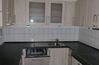 Wohnung mieten in Herderstrasse, 94333 Geiselhöring, 4-Zimmer-Erdgeschosswohnung mit Terrasse, privaten Garten und Einbauküche in Geiselhöring