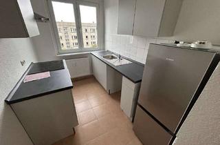 Wohnung mieten in Hans-Stubbe-Straße 16, 06466 Gatersleben, Helle 3-Zimmer-Wohnung mit Einbauküche!