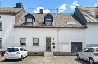 Haus kaufen in 54411 Hermeskeil, Ihre Wertanlage mit Perspektive – Vermietetes Zweifamilienhaus in zentraler Lage von Hermeskeil