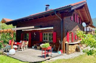 Haus kaufen in 82487 Oberammergau, Christa Holzblockhaus in ruhiger sonniger Lage