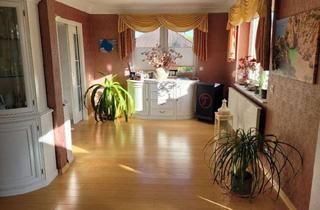 Einfamilienhaus kaufen in 19306 Neustadt-Glewe, Einfamilienhaus mit Gästehaus und Nebengebäuden zu verkaufen für 575000 €