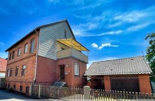 Haus kaufen in 31191 Algermissen, Algermissen: Zweifamilienhaus als Projektchance – attraktive Lage, großes Grundstück