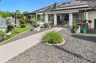 Haus kaufen in Neuwerk 00, 52399 Merzenich, Traumhafter Bungalow mit Pool-Oase!